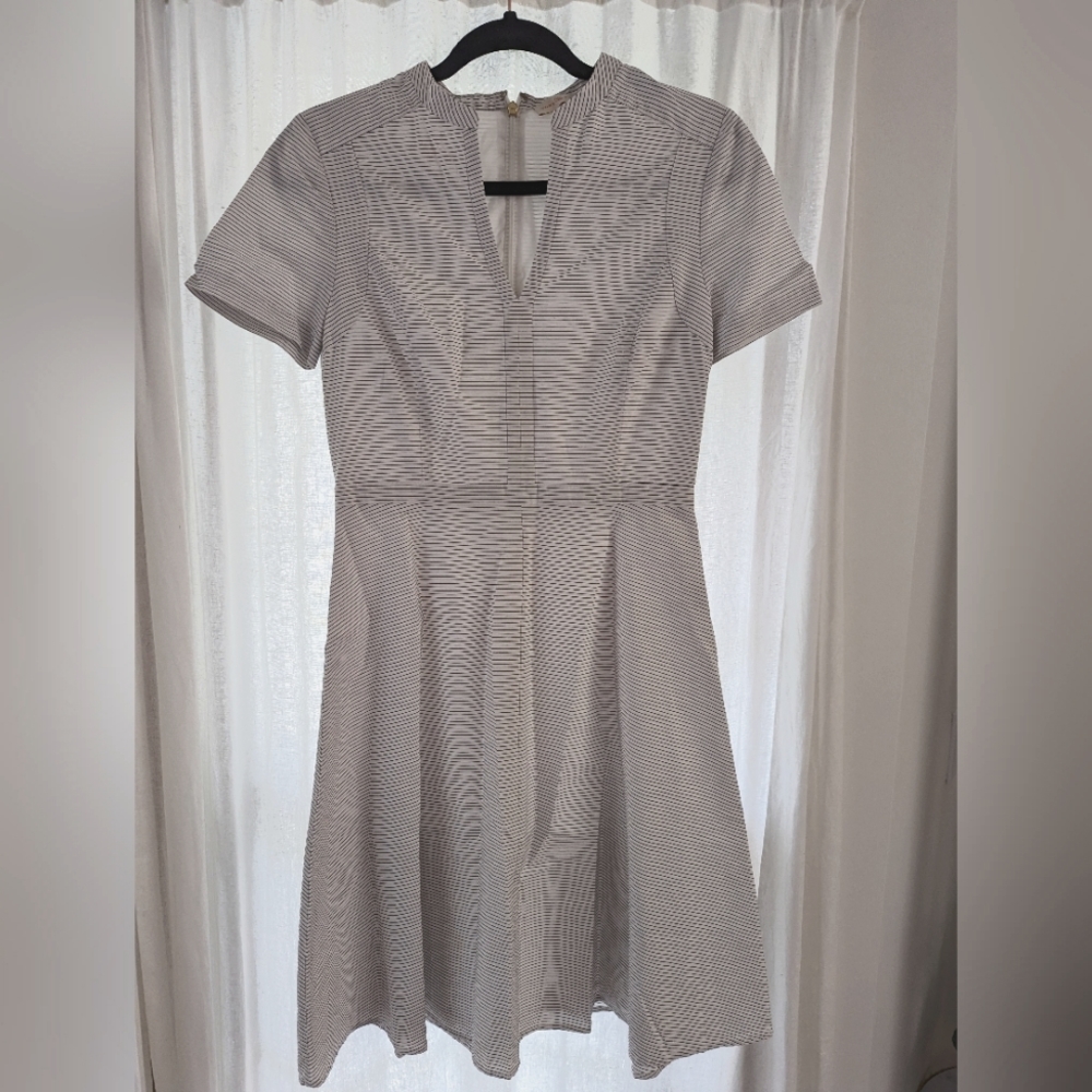 White lined dress